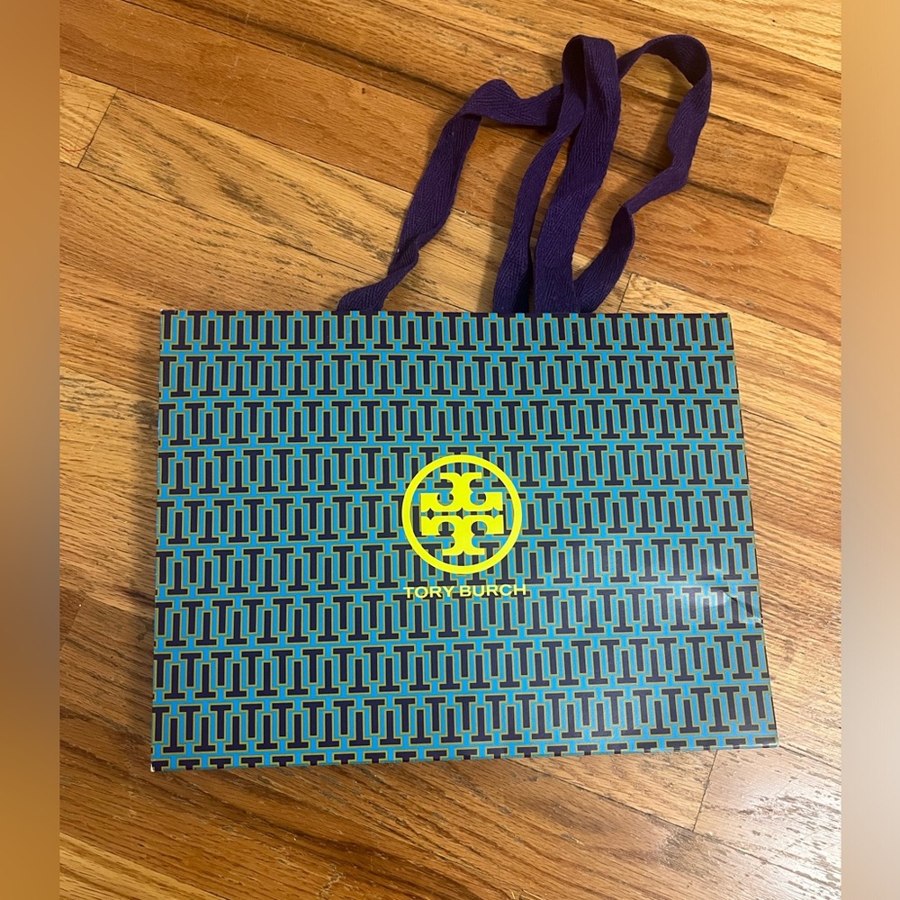 Tory bruch  blue  paper bag/ shopping bag